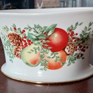 Lenox Williamsburg Boxwood and pine centerpiece